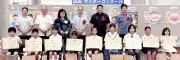 歯と口の健康ポスターコンクールで最優秀賞 名嘉眞・砂川・永吉さん表彰