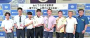 秋田県で全国総文祭将棋部門に出場する宜野湾の高校生4人が佐喜真淳市長を表敬し、上位を目指す意気込みを伝えた