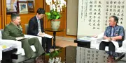 玉城知事、在沖米海兵隊新司令官と面談 意思疎通強化へ