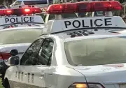 パトカーを鉄パイプで破壊、警察署敷地に侵入した男を現行犯逮捕 沖縄・嘉手納