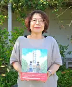 絵本「ひめゆりの塔」発売 資料館の展示を疑似体験
