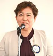名護ロータリー新会長に新城文江さん「会いたい仲間と、役立つ奉仕」