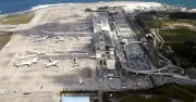 コカイン密輸疑い、米国籍の男を告発　沖縄地区税関