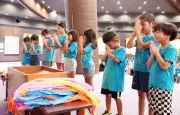 児童100人が折り鶴3千羽奉納　豊見城市の3学童クラブ、沖縄平和祈念堂で