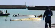 辺野古沖船転覆で海保が家宅捜索 ヘリ基地反対協の関係先