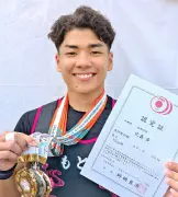 全国高校総体で県勢躍進 比嘉歩が重量挙げ65キロ級V スナッチで日本高校新記録 島袋も優勝、長嶺は自転車3位