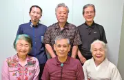 伊波普猷命日に墓前で歌唱奉納　琉球王朝禮楽保存会が13日実施
