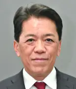 宮崎政久防衛副大臣、亡き母への誓い「頑張る」 記者のメモ