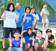 伊是名小の二宮金次郎像、1939年に有志46人が寄贈 勤勉の象徴として正門に