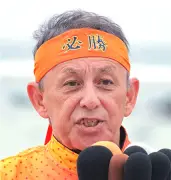 【沖縄知事選】玉城デニー氏の第一声を分析　親しみやすさをアピール