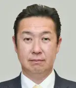 黄川田沖縄担当相、6度目の来県で海洋深層水養殖や劇場落成式を視察