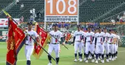 沖縄尚学、先頭で堂々入場行進 夏の甲子園開幕、10日に横浜と初戦