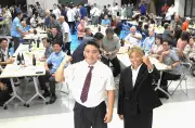 世界相撲へ意気込み 山下さんと玉城さん 名護で壮行会 住民150人