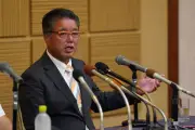 下地幹郎氏、古謝玄太氏への支援を表明 知事選取り下げ理由を会見で説明