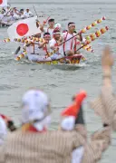塩屋ウンガミで五穀豊穣祈願 大宜味・塩屋湾で御願バーリー