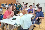 「子どもの声掘り下げよう」勉強会 豊見城でNPO主催
