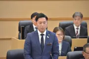 豊見城市長、レンタカー無償供与1年8カ月を認める 贈収賄否定