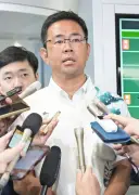 古謝玄太氏、首相と面談し沖縄政策協議会の再開を要請