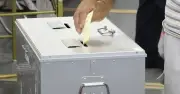 沖縄知事選の期日前投票率29.51％、前回を下回る 34万7169人が投票