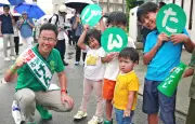知事選、2氏が週末に街頭演説 分刻みで支持拡大へ