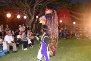 沖縄市で伝統の獅子舞道じゅねー 胡屋と仲宗根が悪霊払う