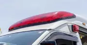 糸満でバイク転倒事故、10代の男女2人意識不明で搬送